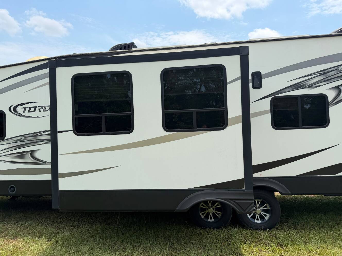 A photo of this 2017 Heartland TORQUE T31