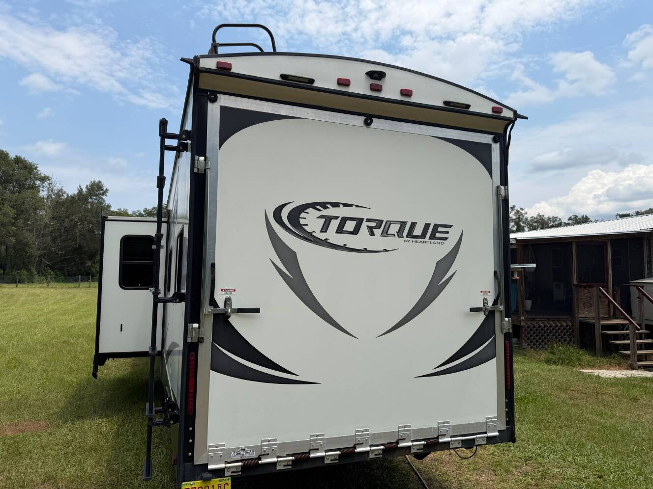A photo of this 2017 Heartland TORQUE T31
