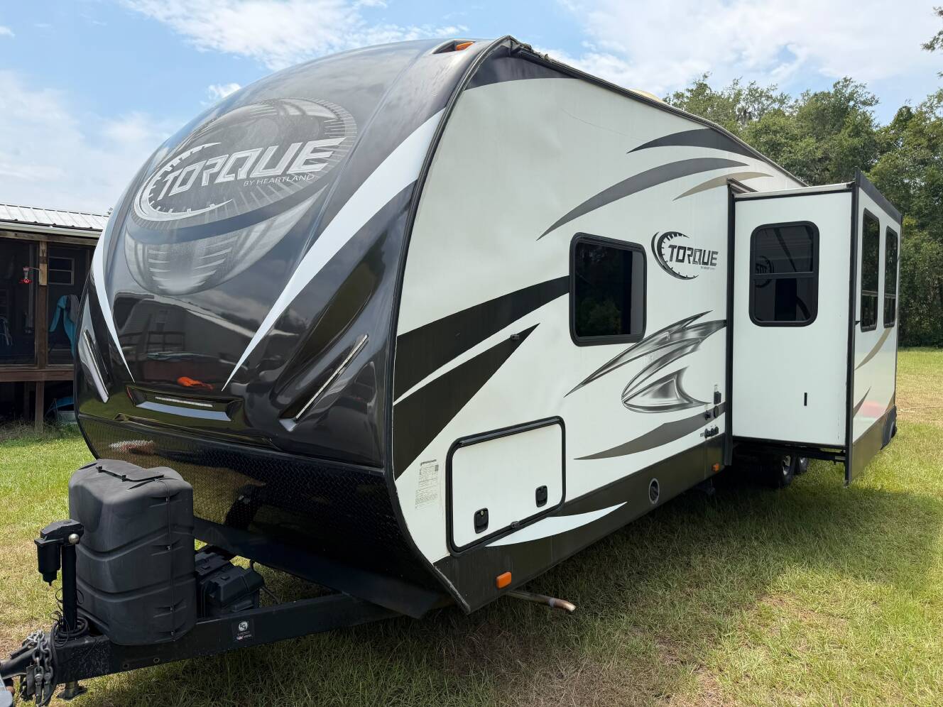 A photo of this 2017 Heartland TORQUE T31