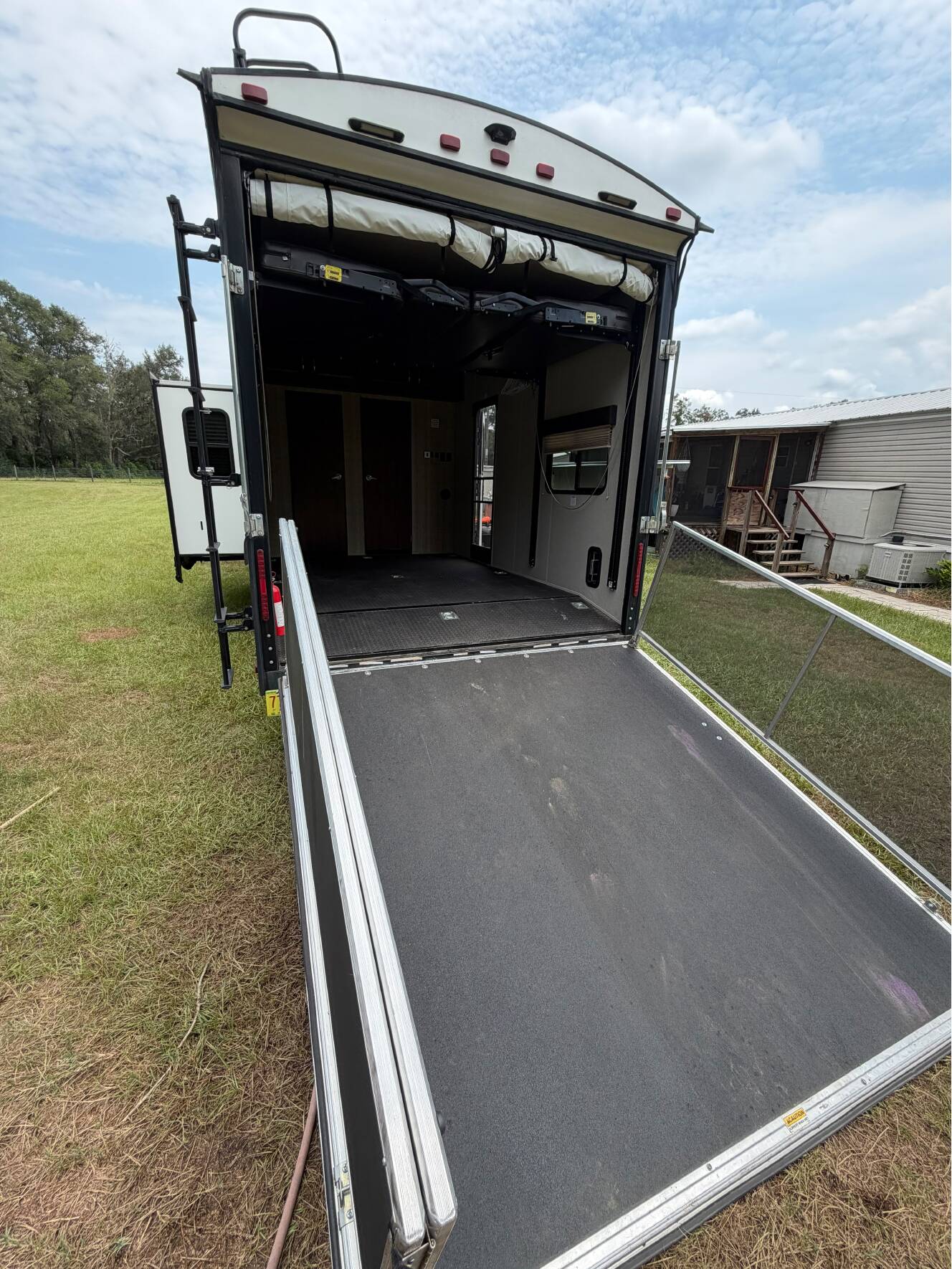 A photo of this 2017 Heartland TORQUE T31