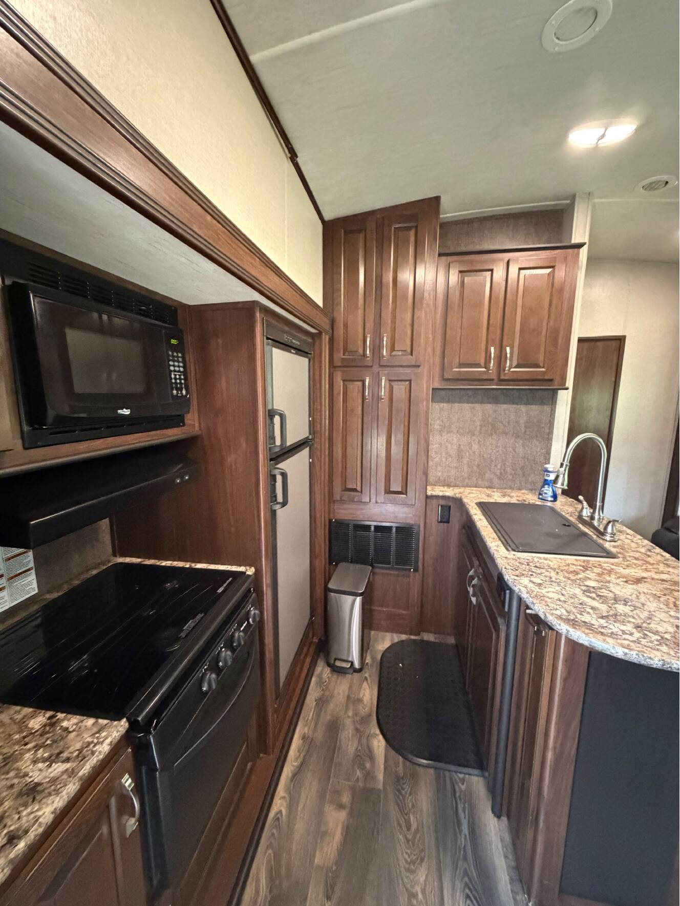 A photo of this 2017 Heartland TORQUE T31