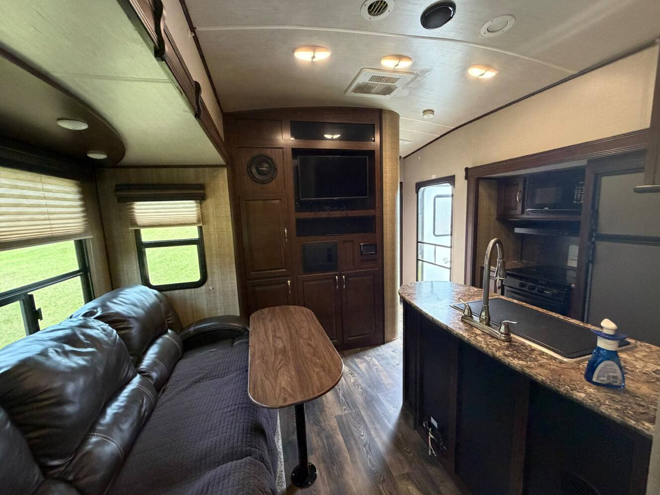 A photo of this 2017 Heartland TORQUE T31