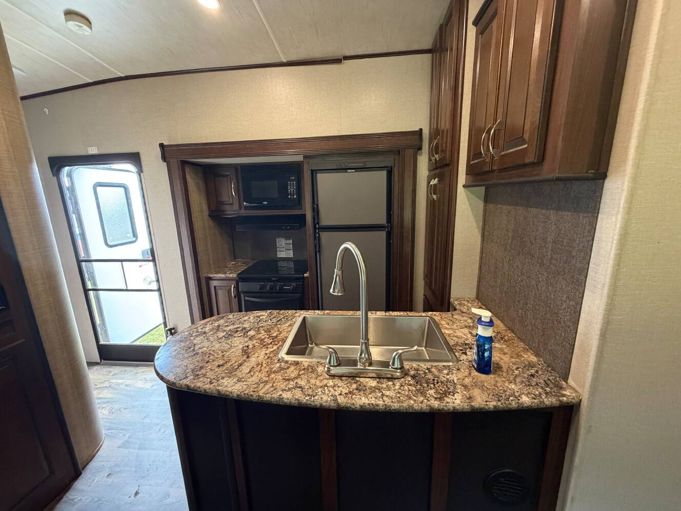 A photo of this 2017 Heartland TORQUE T31
