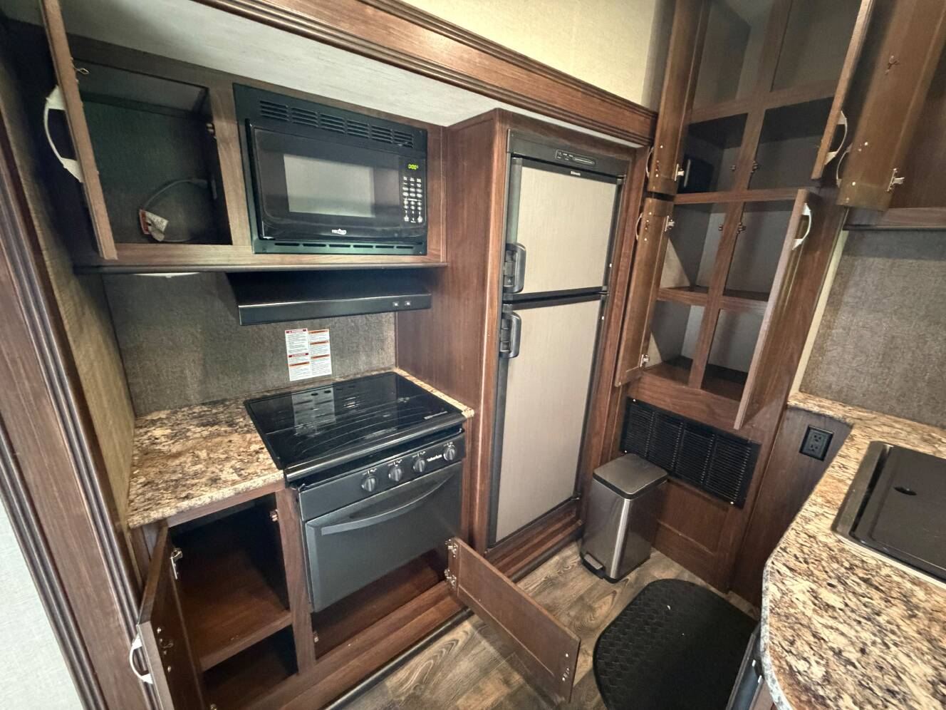 A photo of this 2017 Heartland TORQUE T31