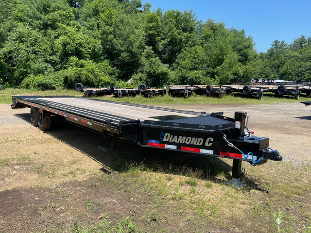 2026 DIAMOND C 8.5X23+5 Powder Coated 18K Deckover Equipment Trai in Loudon, NH