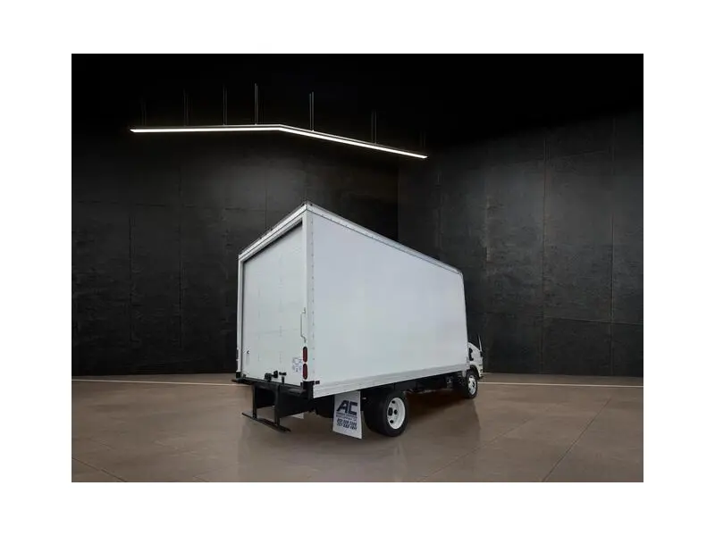 2026 ISUZU NPR HD