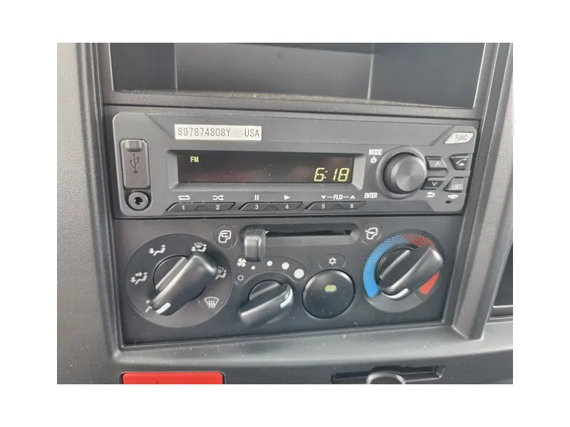2026 ISUZU NPR HD