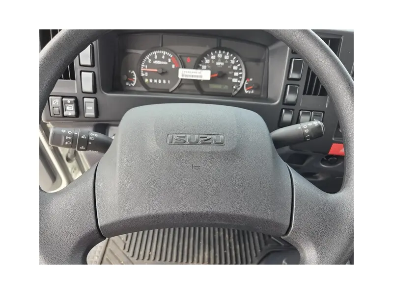 2026 ISUZU NPR HD