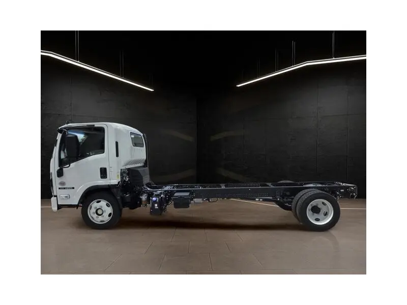 2027 ISUZU NRR