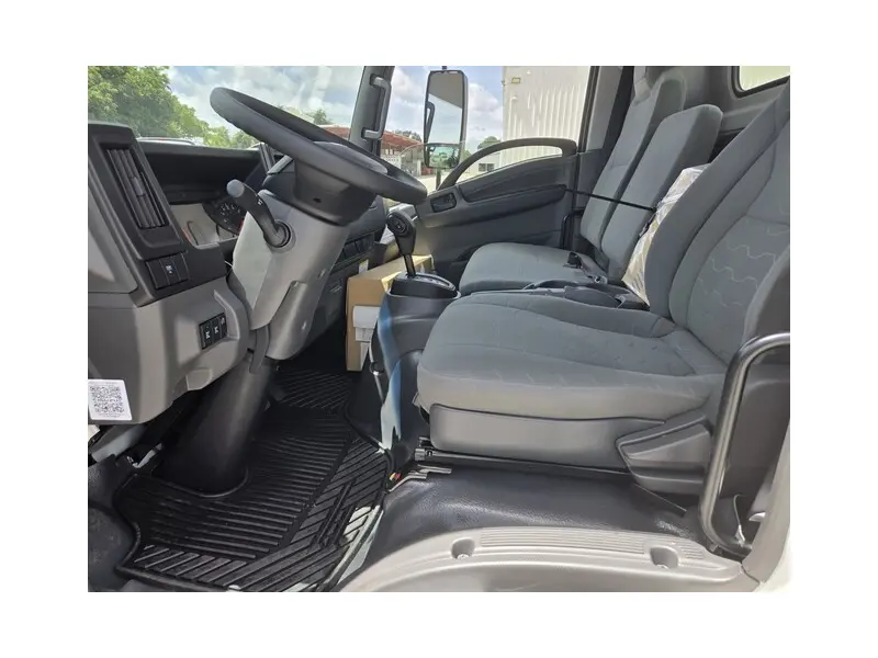 2027 ISUZU NRR