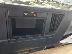 2027 ISUZU NRR