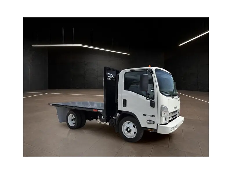 2027 ISUZU NPR HD