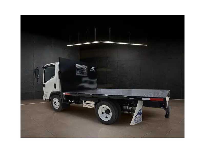 2027 ISUZU NPR HD