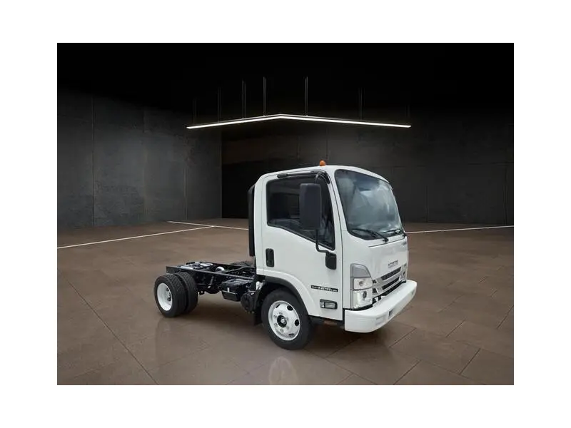 2027 ISUZU NPR HD