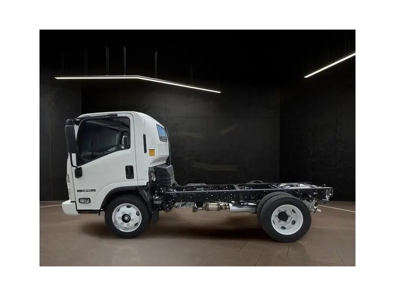 2027 ISUZU NPR HD