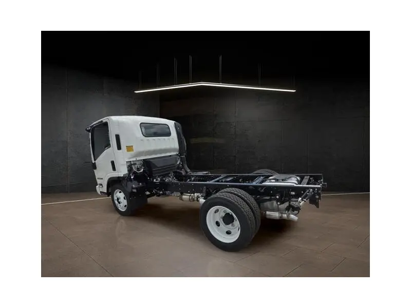 2027 ISUZU NPR HD