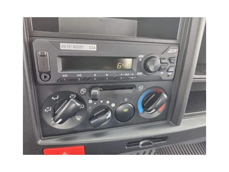 2027 ISUZU NPR HD