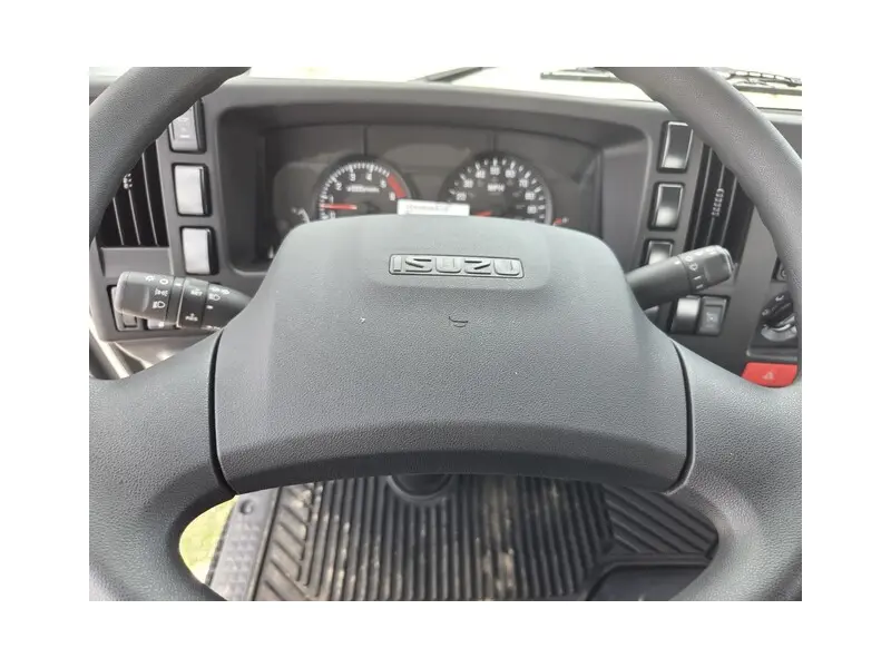 2027 ISUZU NPR HD