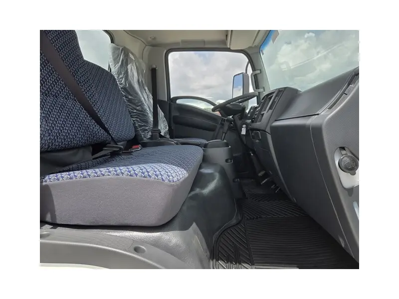 2027 ISUZU NPR HD