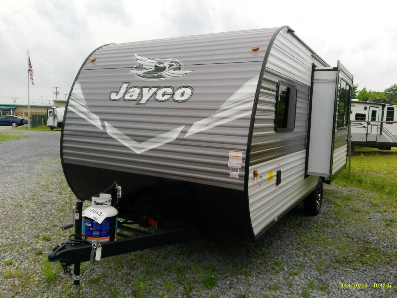 A photo of this 2027 Jayco Jay Flight SLX 180LK