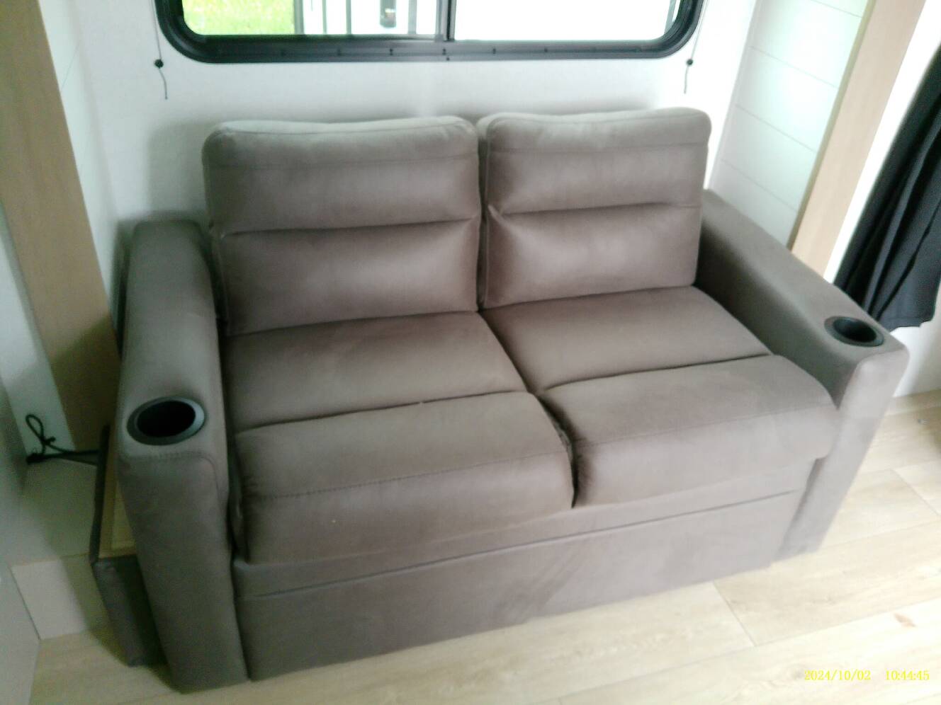 A photo of this 2027 Jayco Jay Flight SLX 180LK