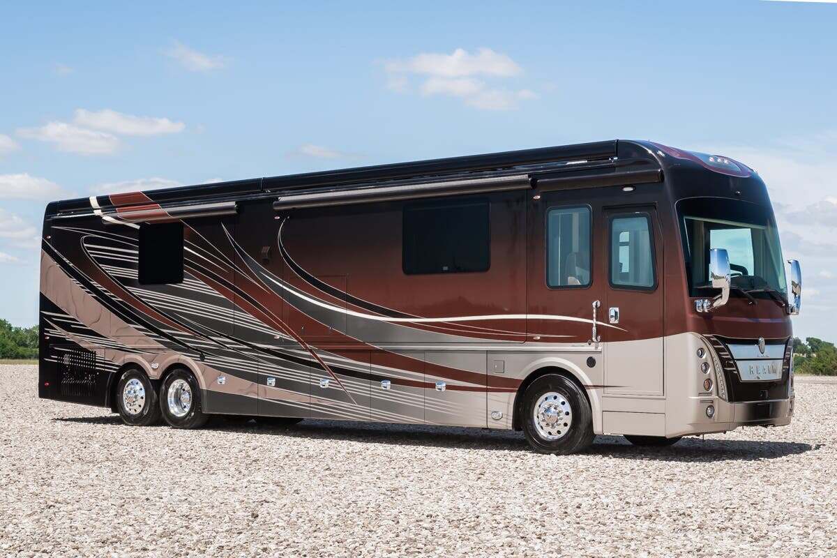 2021 Foretravel REALM PRESIDENTIAL SERIES LVMS in alvarado TX