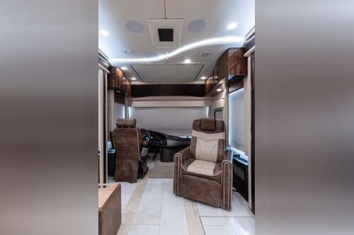 2021 Foretravel REALM PRESIDENTIAL SERIES LVMS in alvarado TX