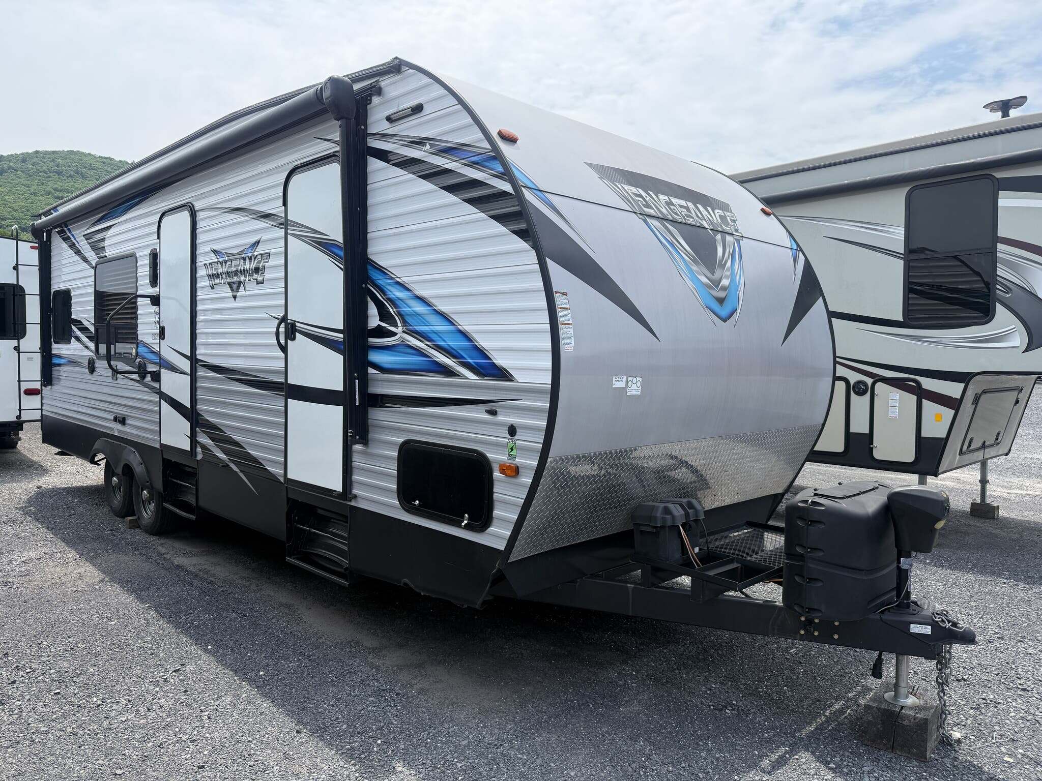 2017 Forest River Vengeance 25V in mill hall PA