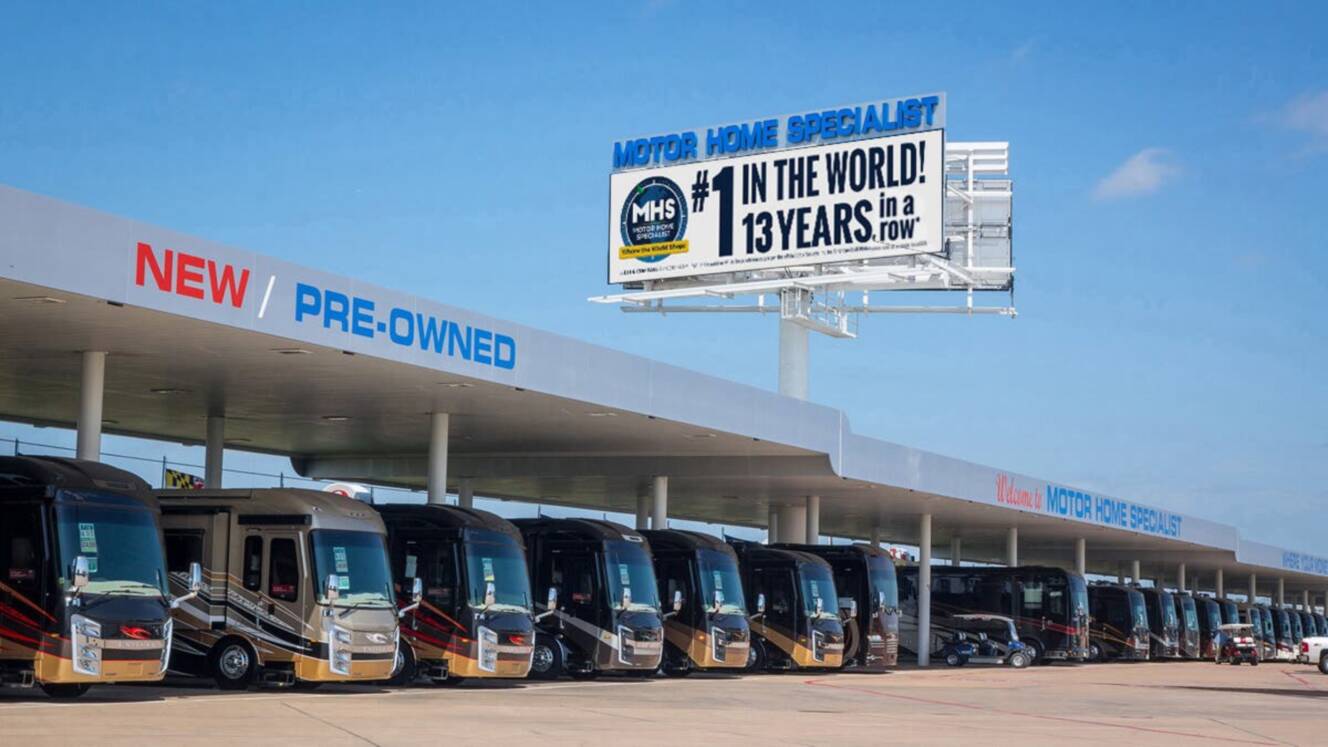 A photo of this 2027 Thor Motor Coach Geneva 28VT