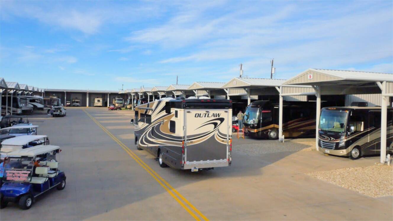 A photo of this 2027 Thor Motor Coach Geneva 28VT