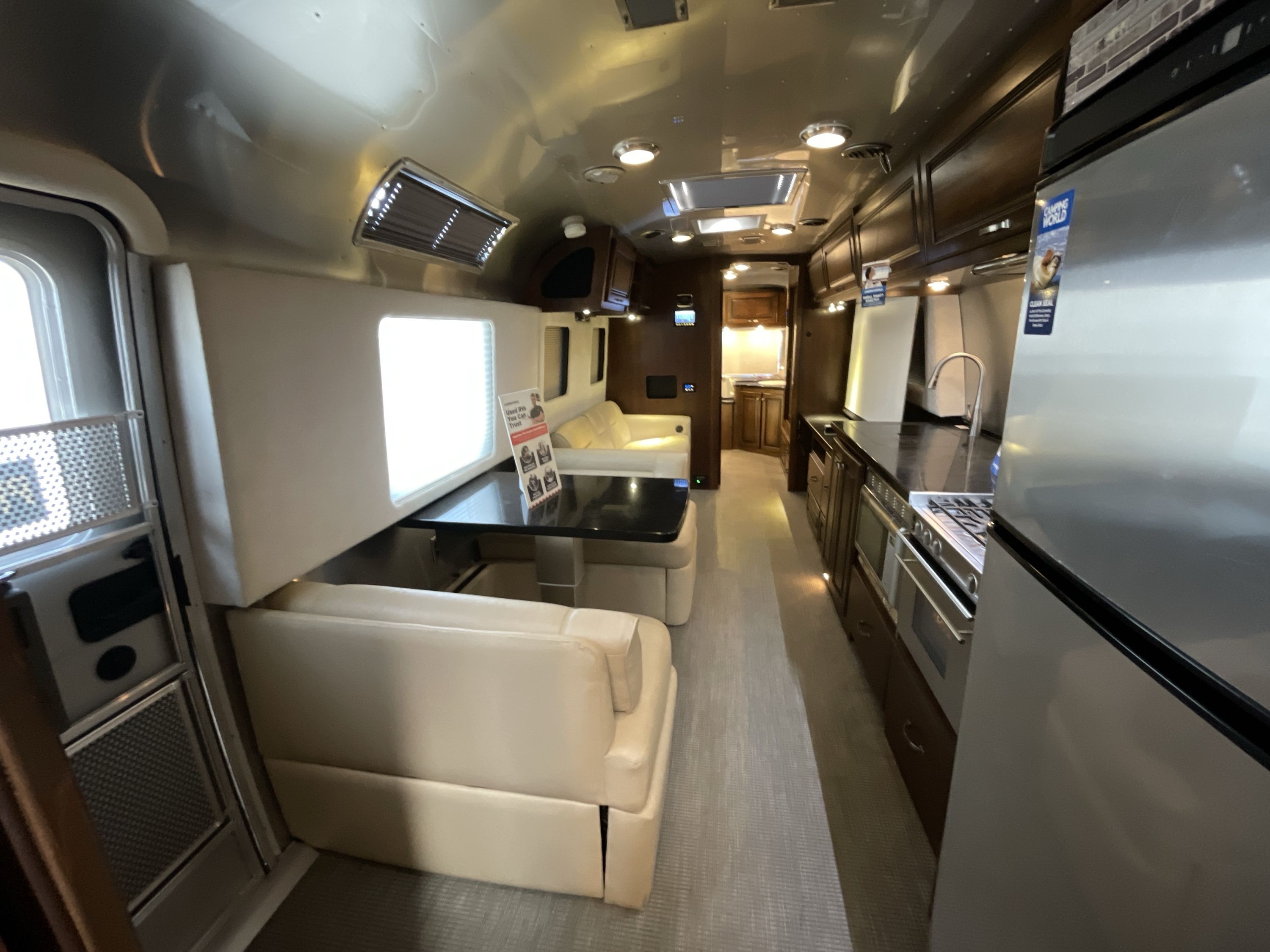 2018 Airstream CLASSIC 33FB TWIN in katy TX