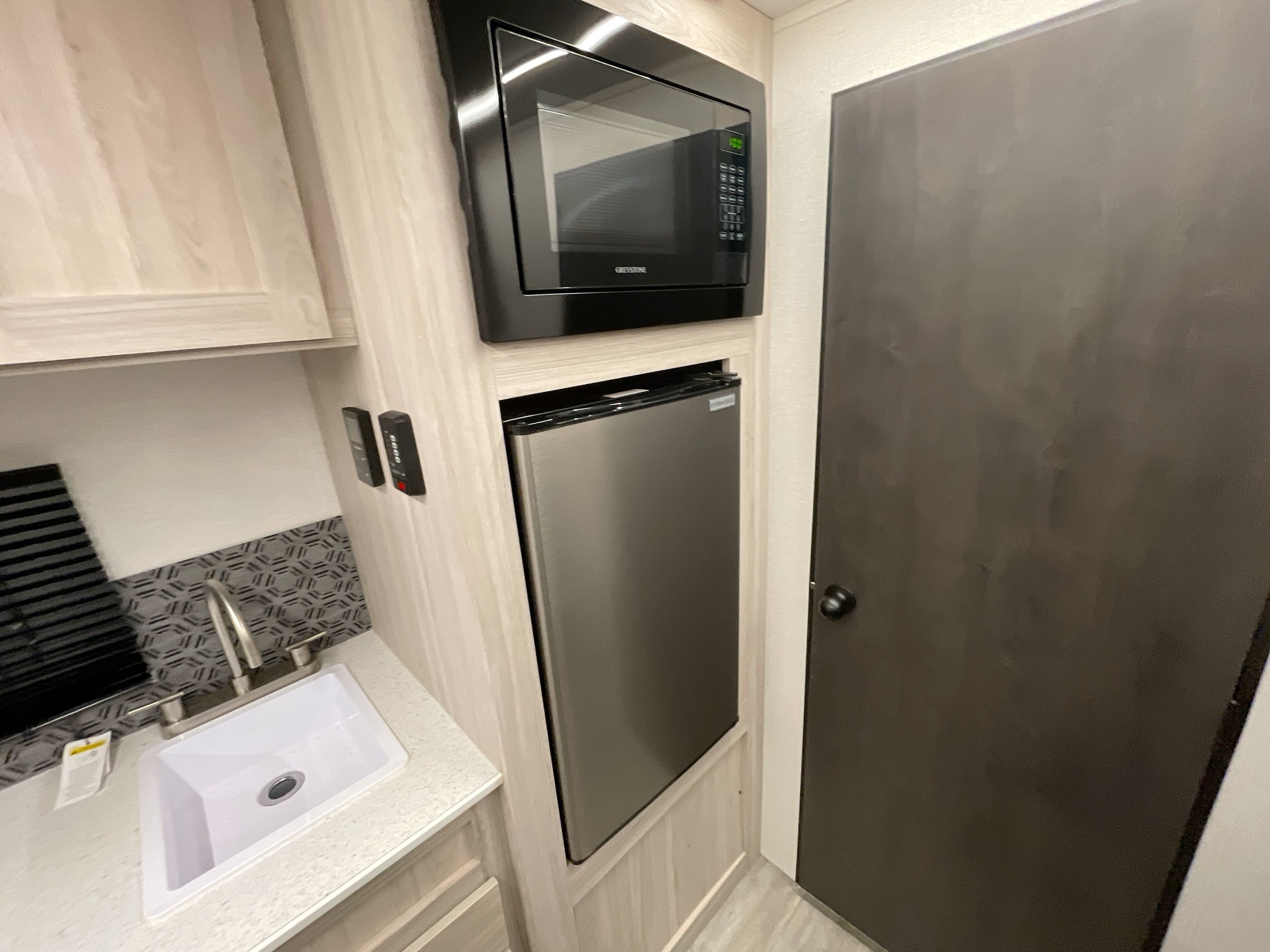 View more photos of this listing