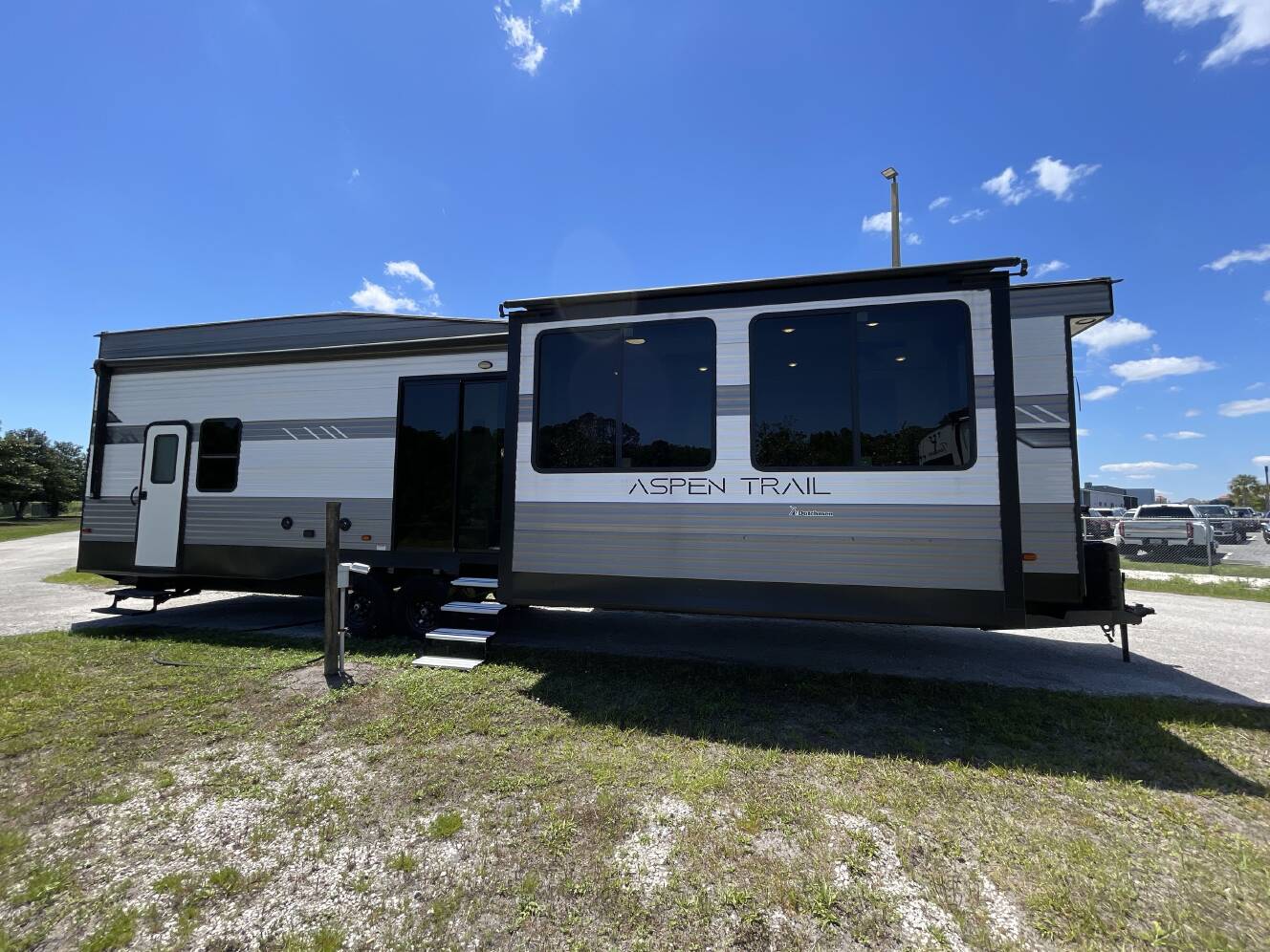 A photo of this 2024 Dutchmen ASPEN TRAIL 390LOFT