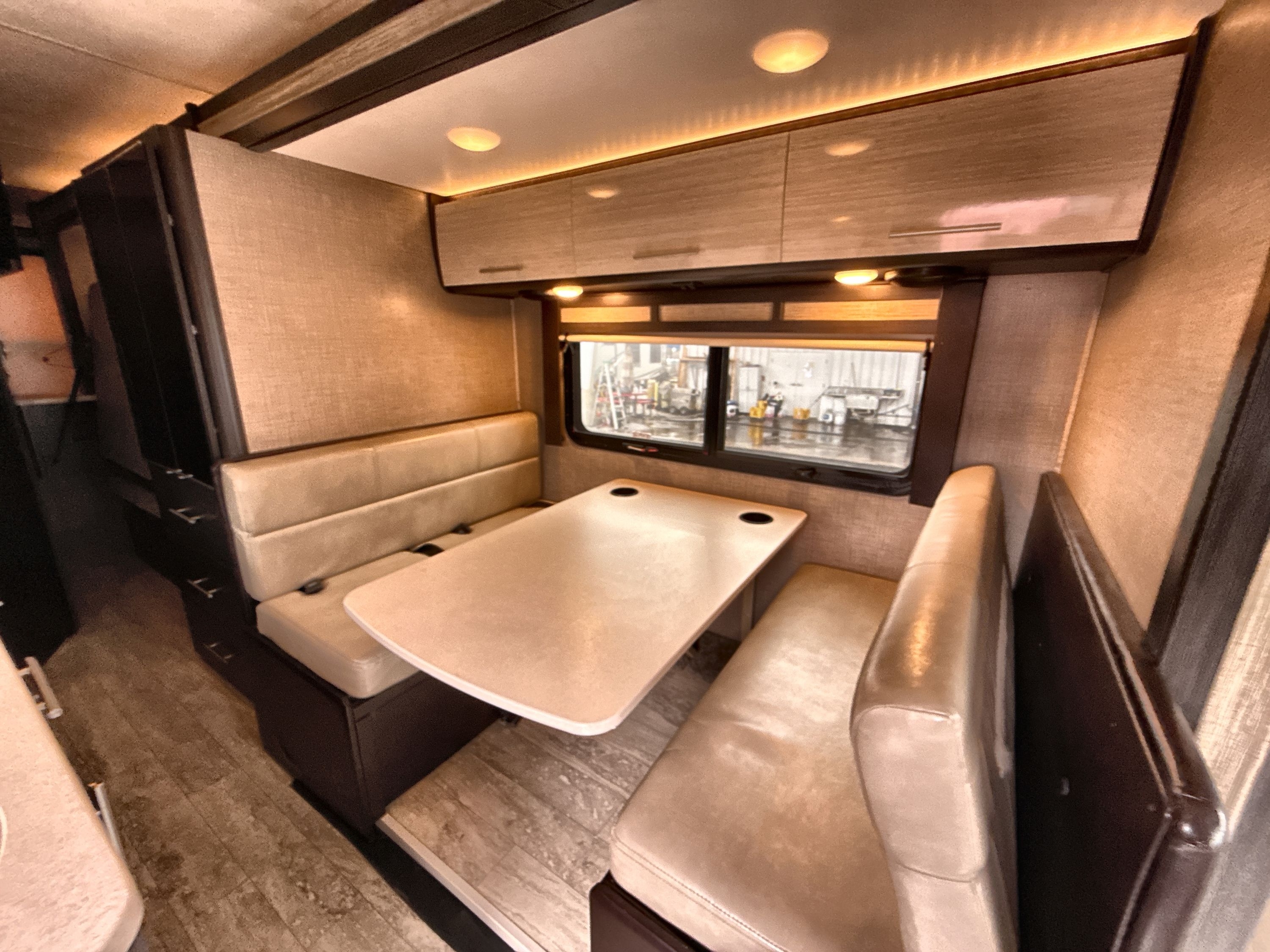 2018 Thor COMPASS 24TF in bakersfield CA