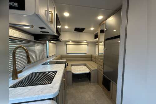 2026 Thor CHATEAU 19ZF in la mirada CA