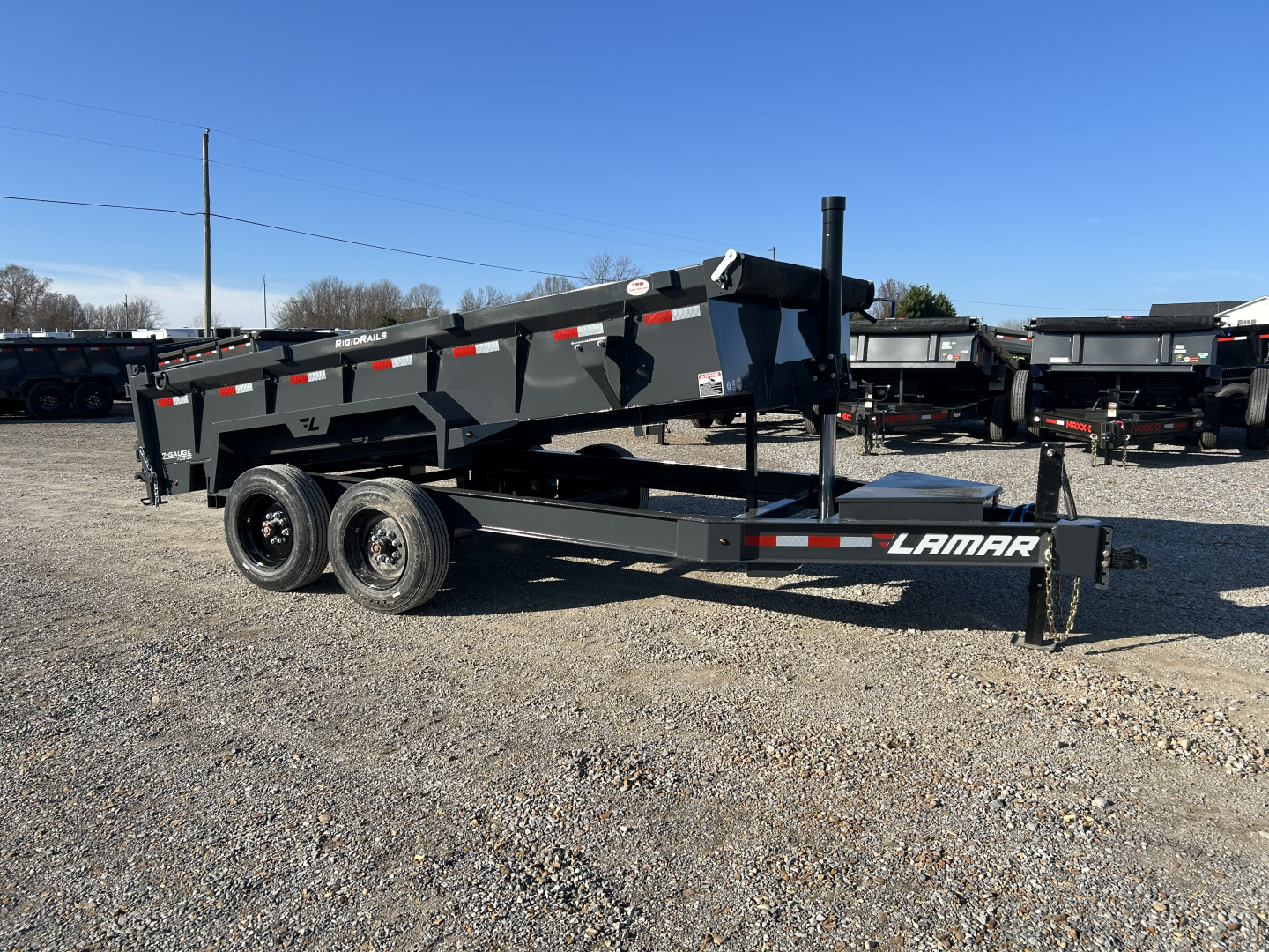 2026 Lamar Trailers DT831428 in Dexter, KY