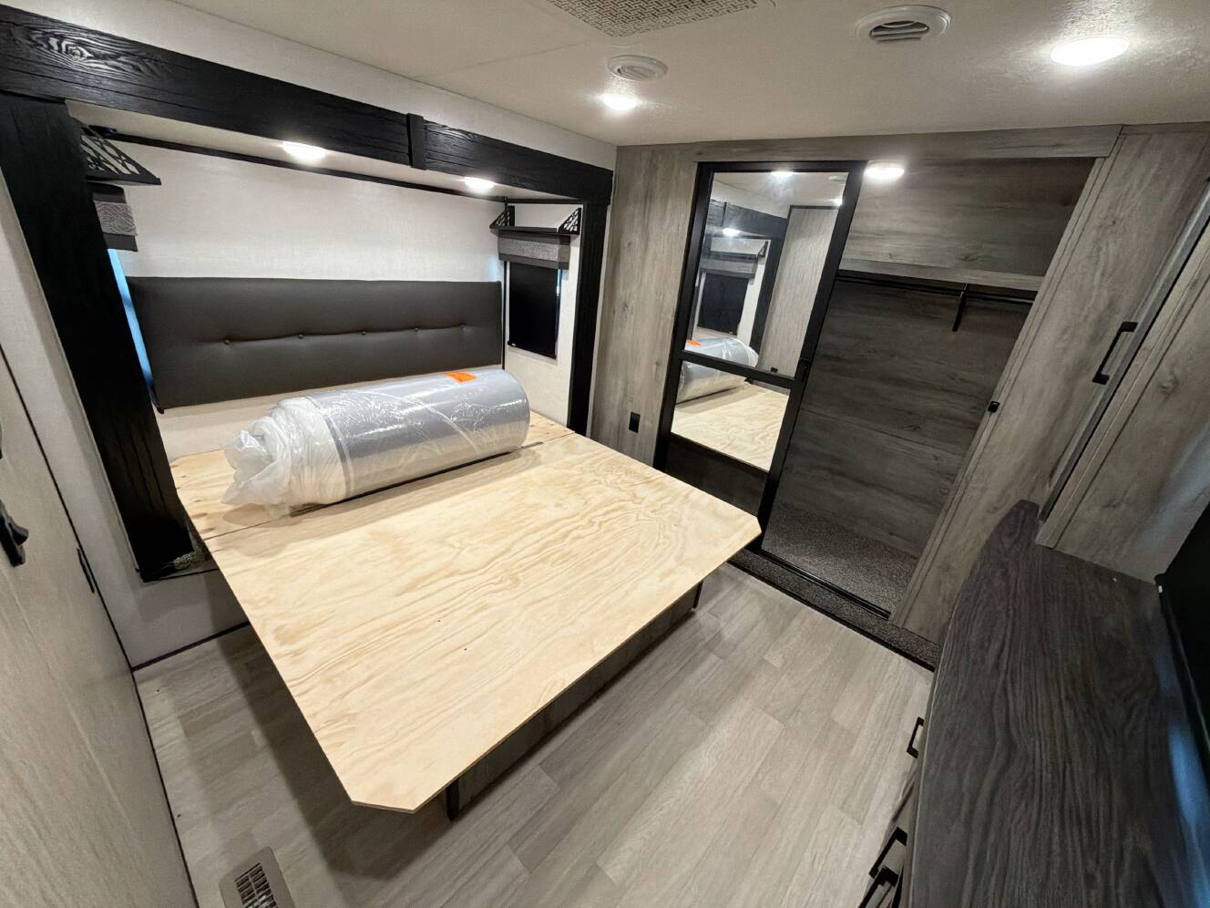 A photo of this 2023 K-Z Rv DURANGO 326RLT