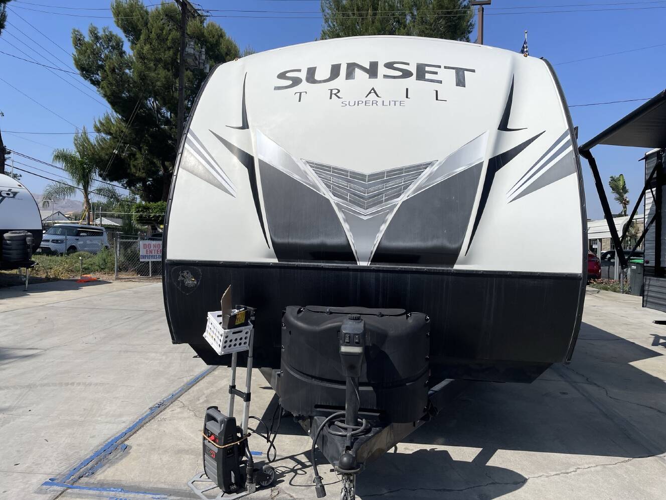 A photo of this 2020 Crossroads SUNSET TRAIL 288BH
