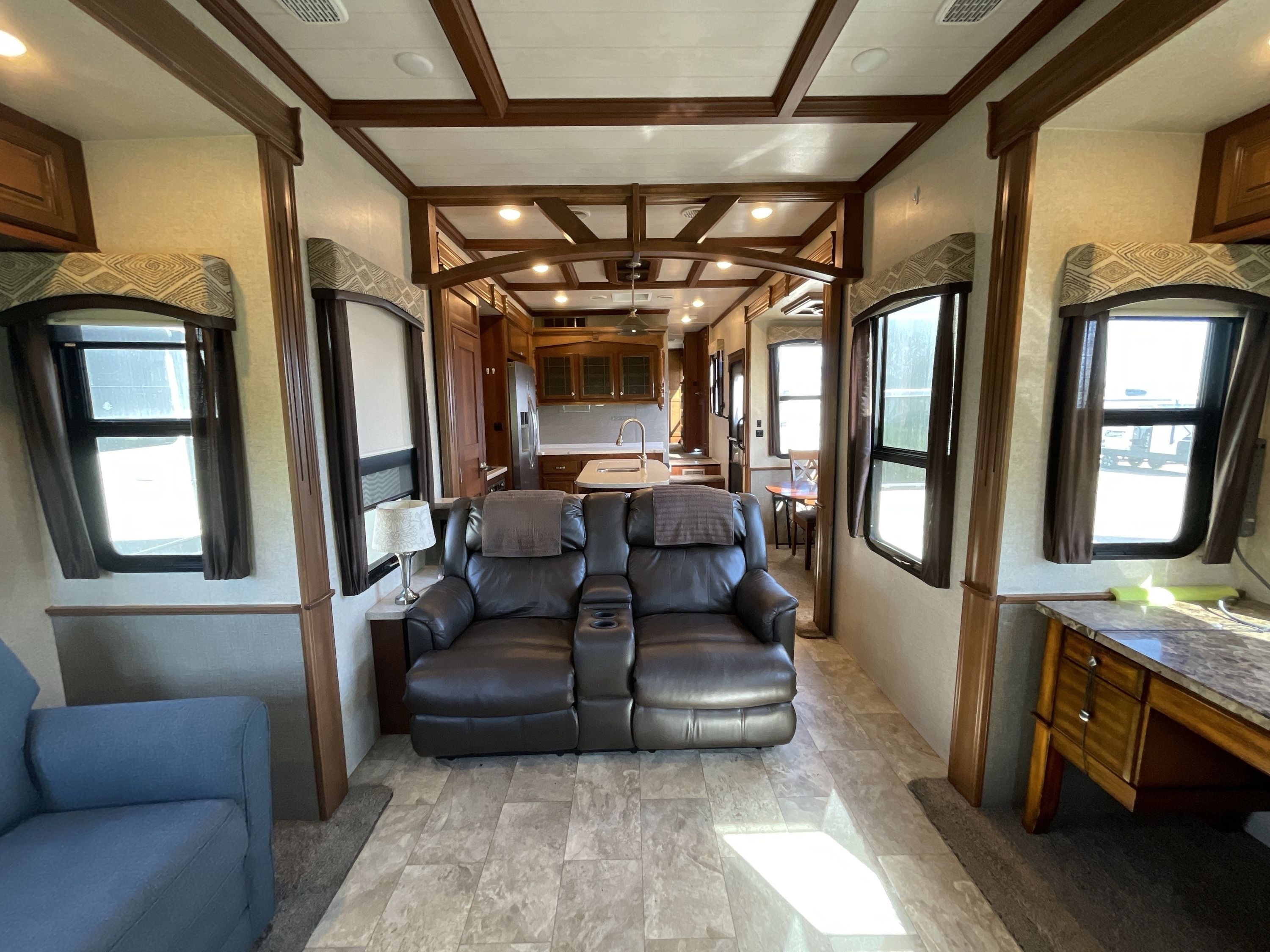 2018 Heartland BIGHORN 3970RD in cedar falls IA