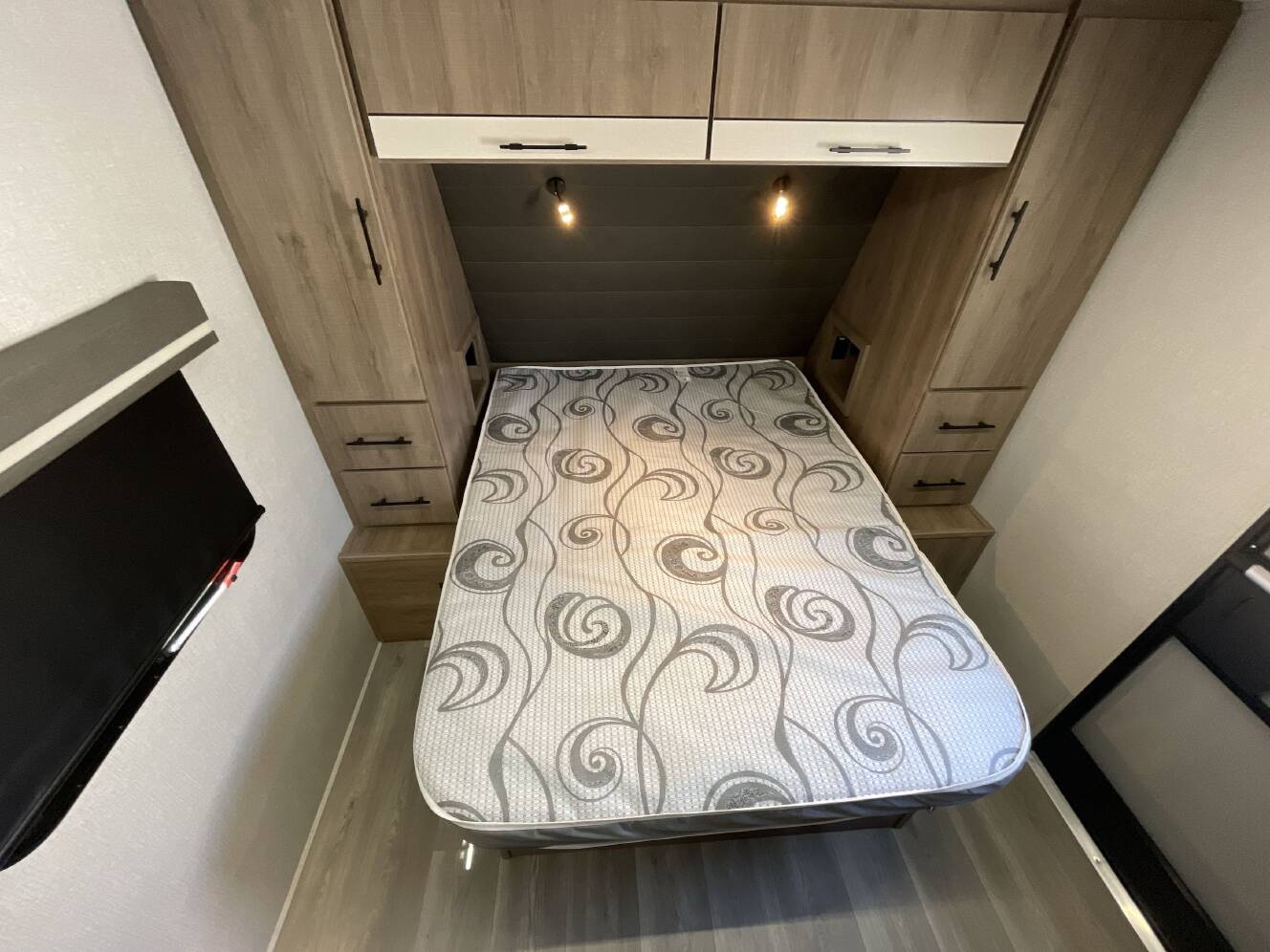 A photo of this 2024 Grand Design IMAGINE 2800BH