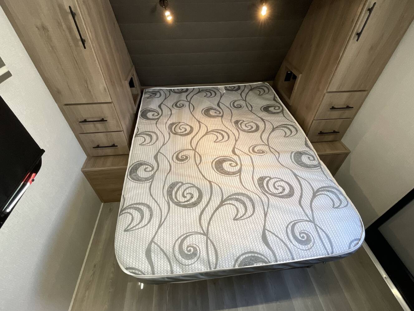 A photo of this 2024 Grand Design IMAGINE 2800BH