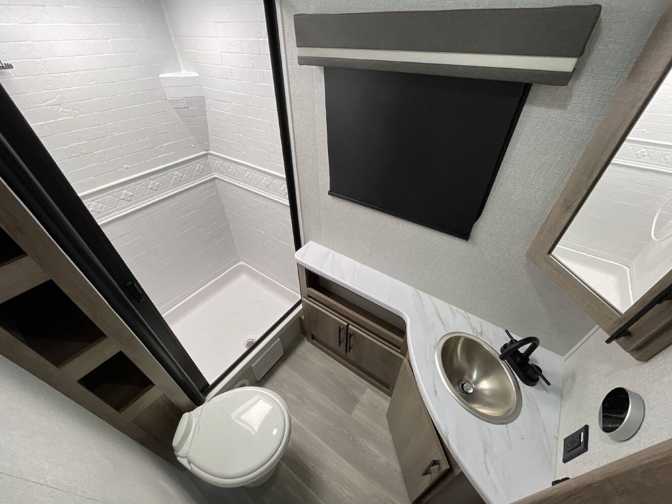 A photo of this 2024 Grand Design IMAGINE 2800BH