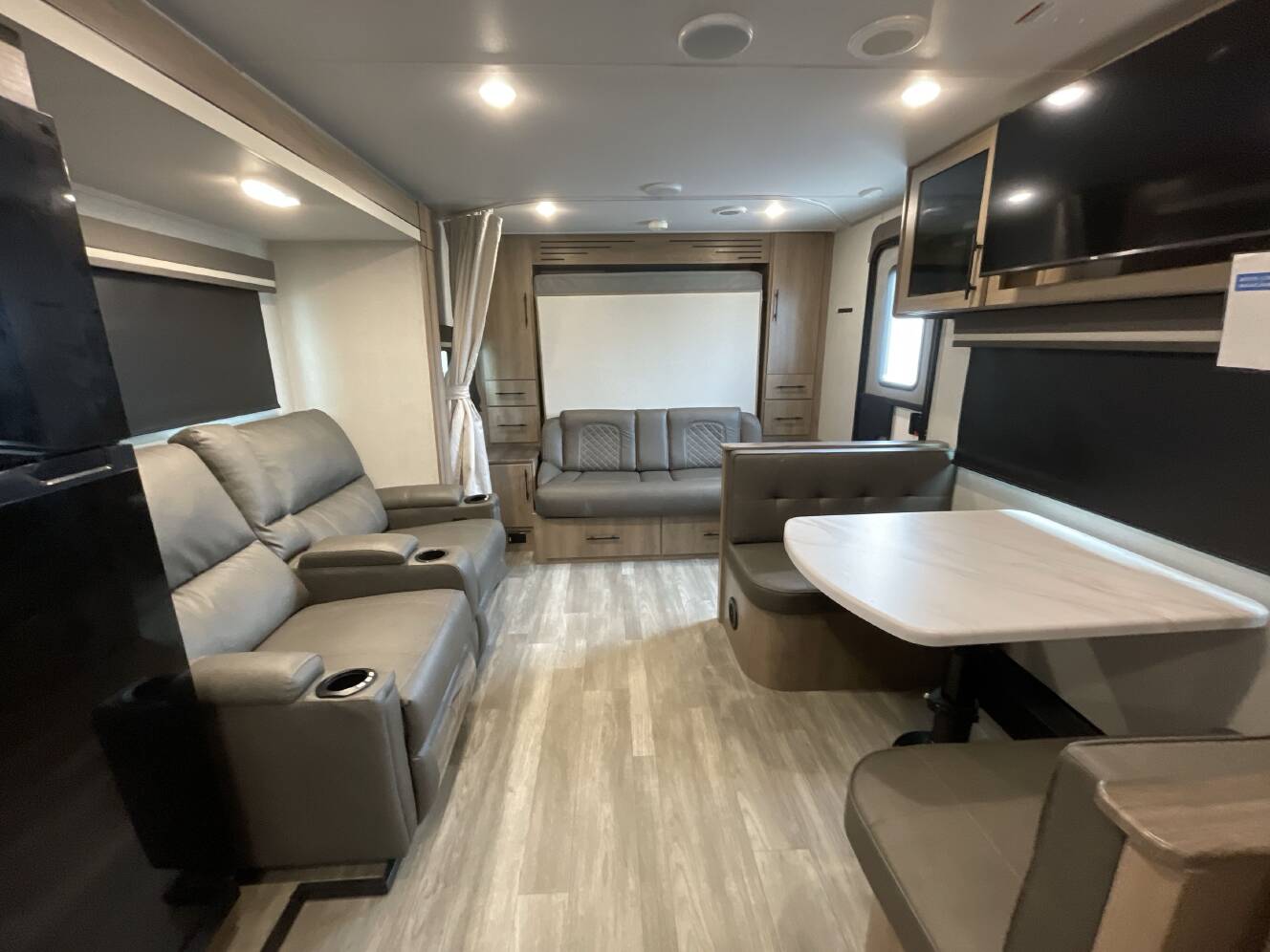 A photo of this 2023 Grand Design IMAGINE XLS 25BHE