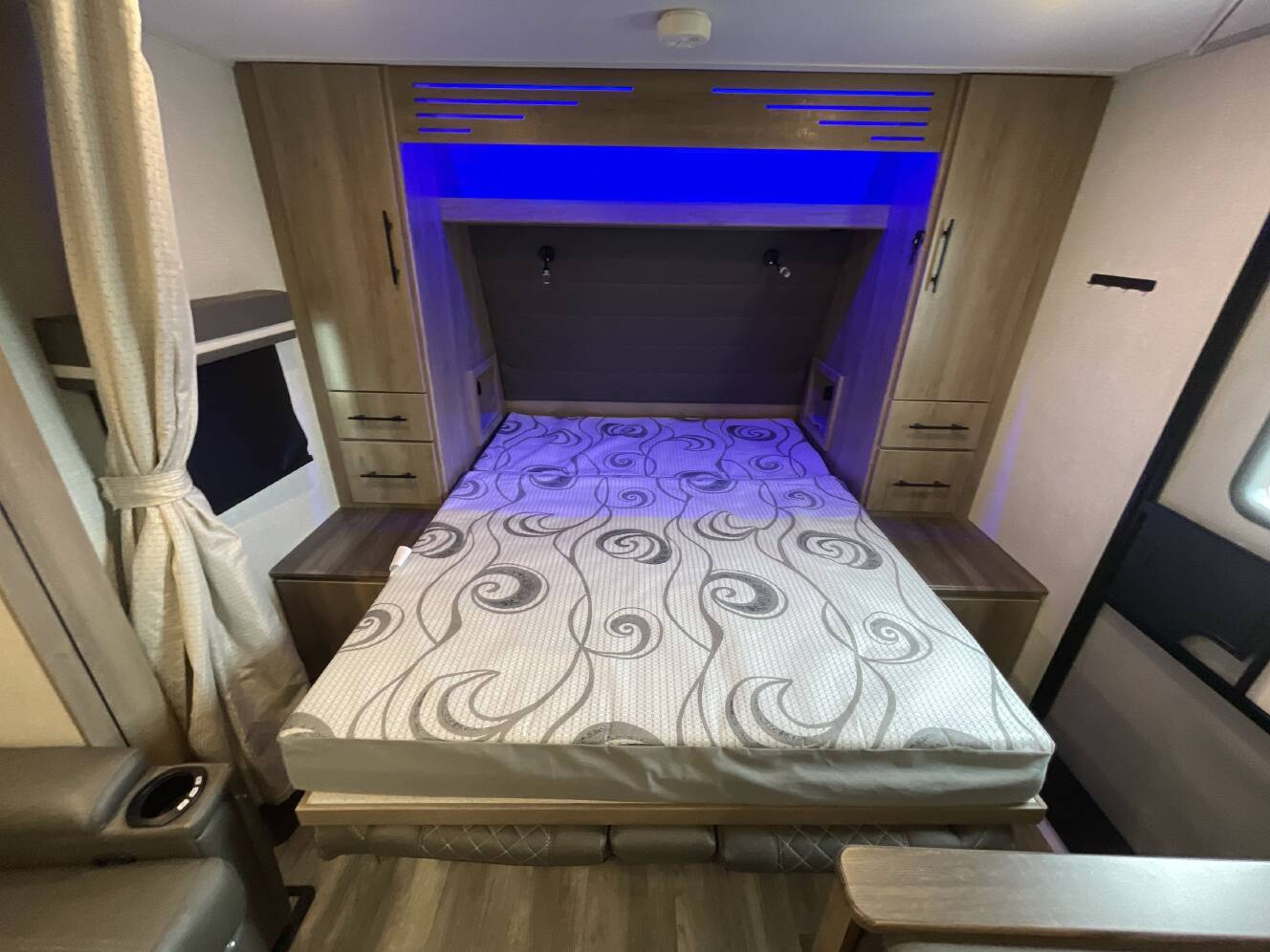 A photo of this 2023 Grand Design IMAGINE XLS 25BHE
