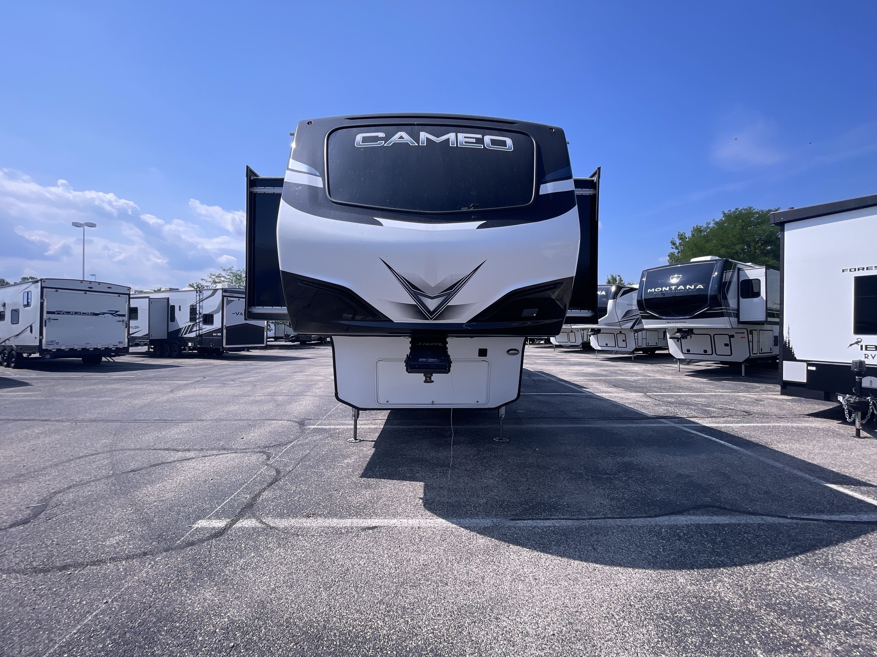 2023 Crossroads CAMEO 3701RL in huber heights OH