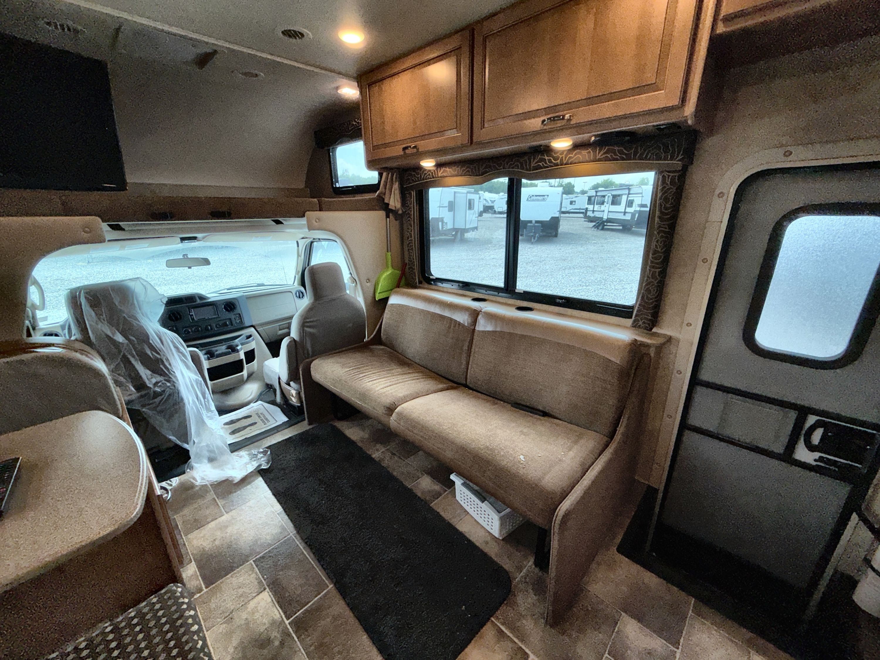 2016 Thor CHATEAU 31W in ashland VA
