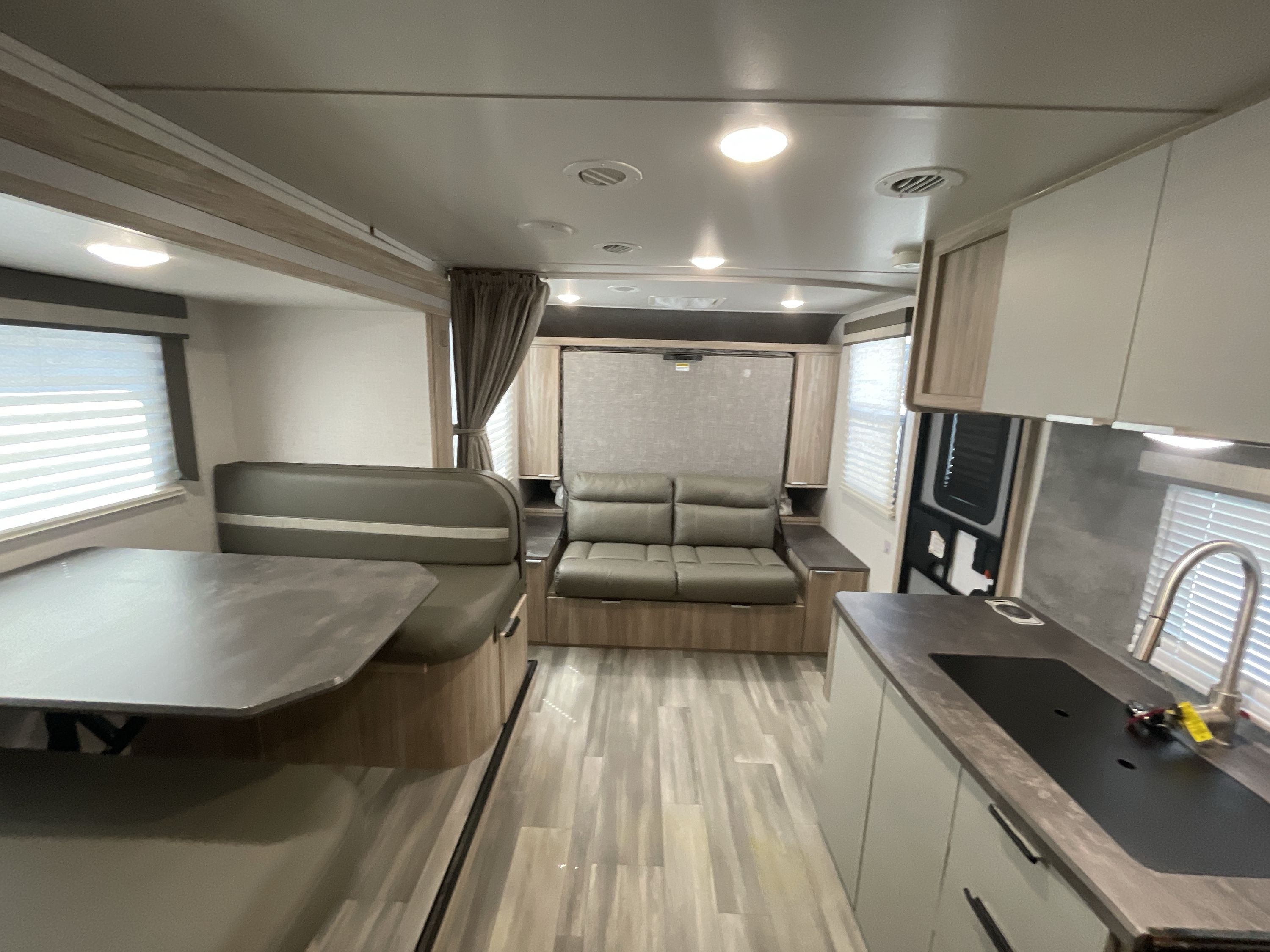 2021 Winnebago MICRO MINNIE 2306BHS in katy TX