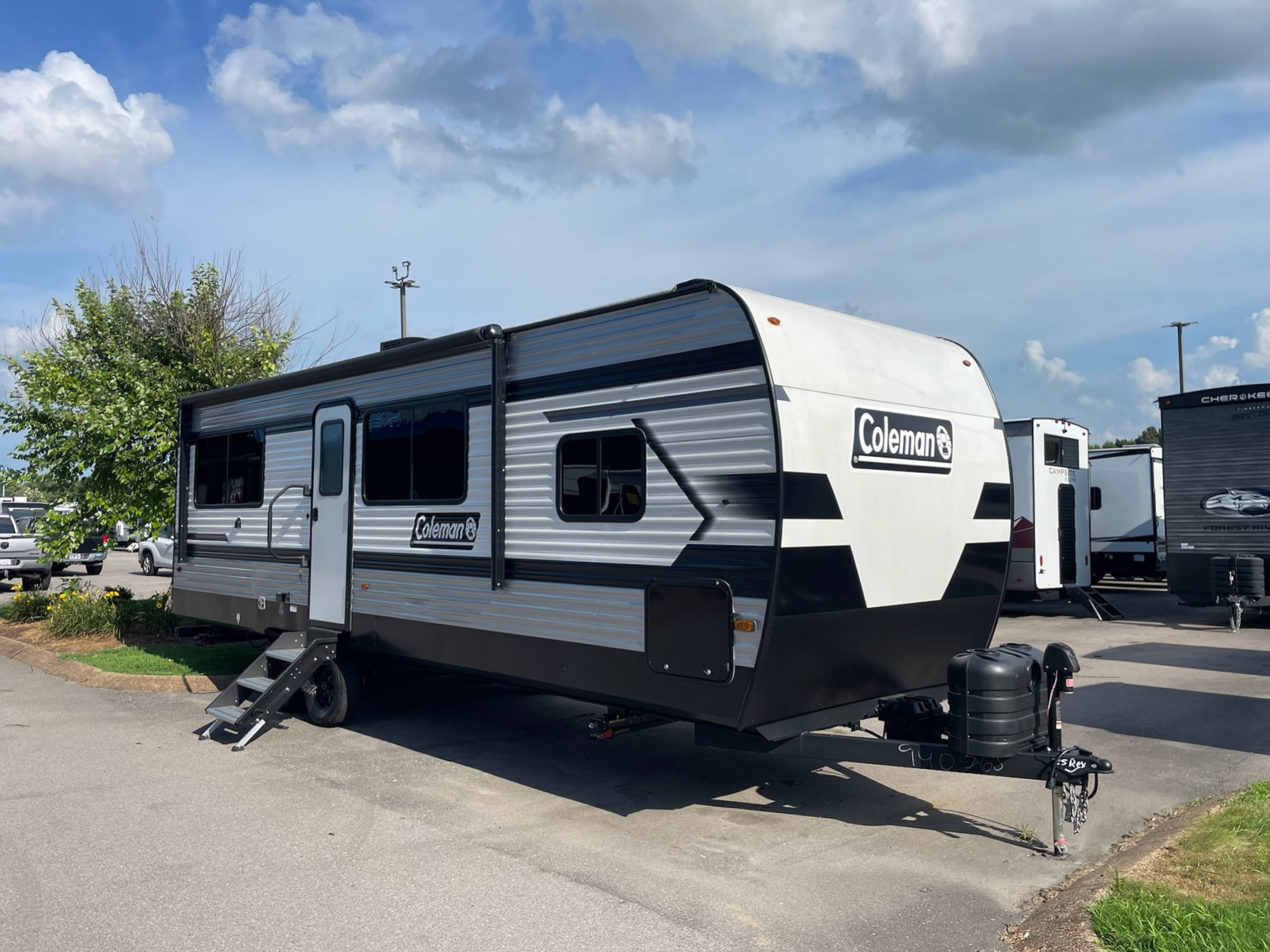 2025 Keystone COLEMAN LANTERN 25REX RV
