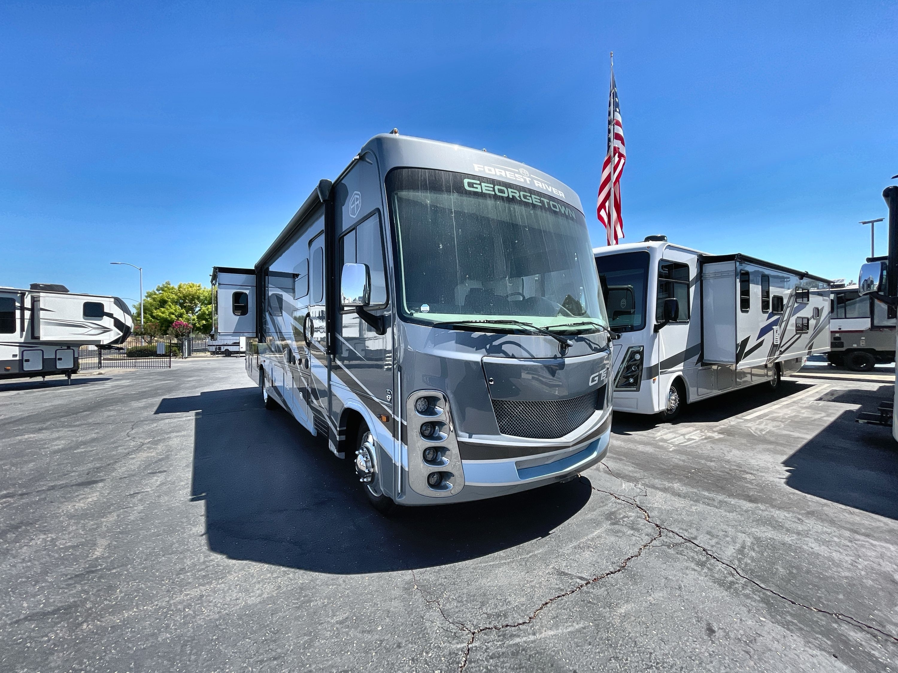 2025 Forest River GEORGETOWN 5 SERIES 34M RV