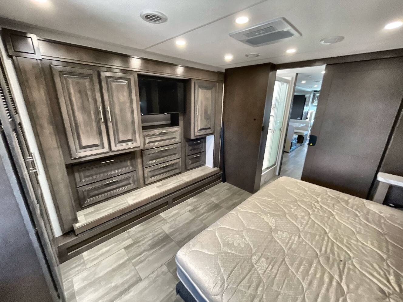 A photo of this 2025 Forest River GEORGETOWN 5 SERIES 34M
